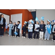 Los más pequeños celebraron el DIA DE LA BANDERA